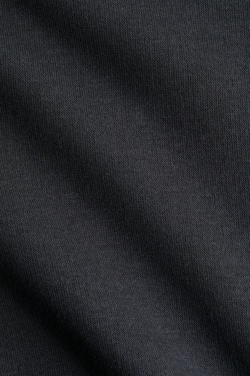 اتش اند ام كنزة فضفاضة بقبة مستديرة